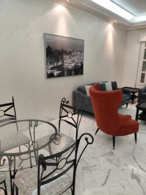 شقة فخمة مفروشة للايجار  A luxurious, super deluxe furnished apartment for rent