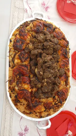 طبخ أكلات من أيادي عمانيه