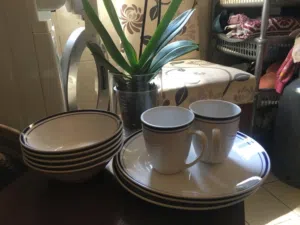 أواني للمطبخ جديدة