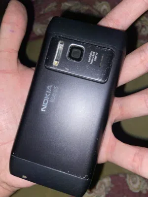 Nokia N8 فنلندي
