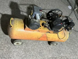 كمبريسر هواء ايطالي