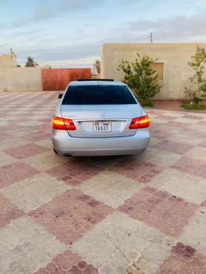 used-mercedes-benz-e-class-in-sfax