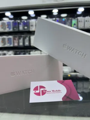 Apple Watch Series 10 (42mm) ساعة ابل الجديدة كليا من ايفون متوفرة باللونين الاسود و الروز جولد