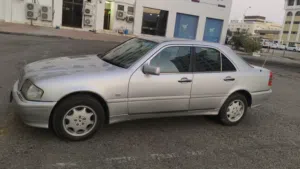 MERCEDES E230