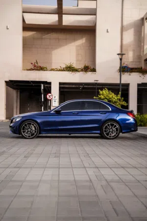 مرسيدس C300  ارقام خاصة ايجار