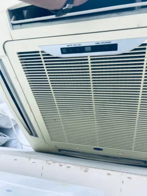سبلت لبيع Carrier نضيف