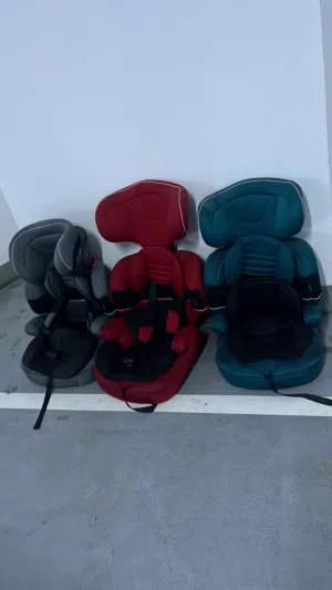 كراسي سيارة للأطفال