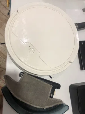 مكنسه كهربائية