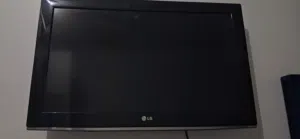 شاشه ال جي نظيفه وممتازه