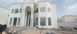 هوم ستايل لأعمال الالمنيوم والزجاج الاسعار  كرتينول 5×8 =550 للمتر  سليدنج 10.5= 450 للمتر دبل زجاج