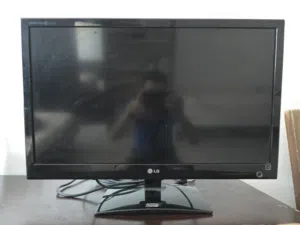 LG Monitor for sale