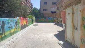 مدرسه وروضه للبيع في اربد