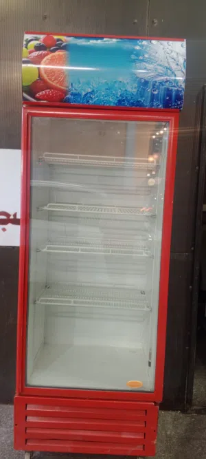 ثلاجة عرض للبيع