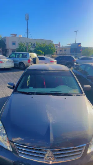 سيارة لانسر للبيع العاجل لظروف السفر