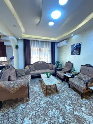 طقم كنب بحالة الوكاله