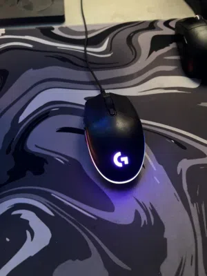 Logitech g203 lightsync للبيع نظيف