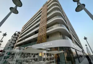 Apartment in Muscat Hills Boulevardشقه للبيع في مسقط هيلز البوليفارد