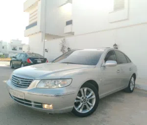 ازيرا موديل 2009 فل السيارة للبيع