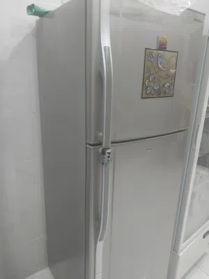 ثلاجه مستخدمه للبيع