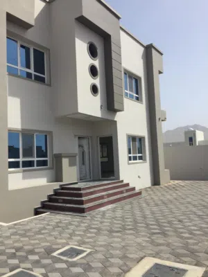 363 m2 More than 6 bedrooms Townhouse for Sale in Al Dakhiliya Bahla