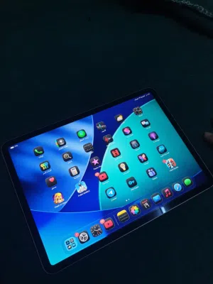 Apple iPad Pro 11 128 GB in Amman