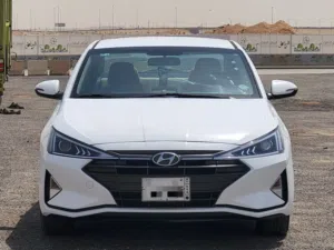 Used Hyundai Elantra in Al Riyadh