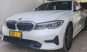 Bmw.    330i