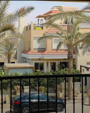 فيلا للبيع فى كمبوند سكانى sarai  S villa212
