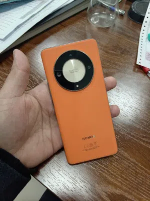 Honor x9b  بمواصفات فخمه وبحاله الوكاله