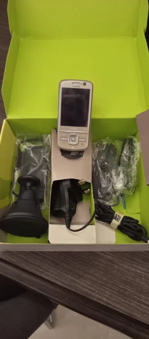 للبيع Nokia 6710 navigator