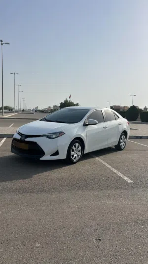 كرولا le نضيف جدا