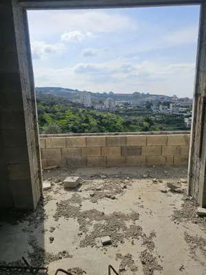 ‏٥ غرف نوم ‏.‏ حمّامين ‏.‏ 175 م٢‏2