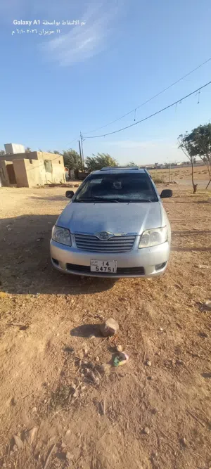 تويوتا كورولا 2002 فصلي - صالون سيدان مرخصة ومجمركة بنظام يدوي