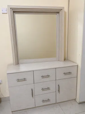 Dressing Table for Sale . Very Good Condition