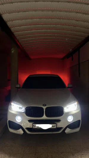 BMW  x6 2017    50