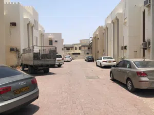 غرفة مناسبة لسكن العمال - 1 Rooms Suitable for Staff Accommodation