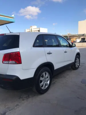 Used Kia Sorento in Tripoli