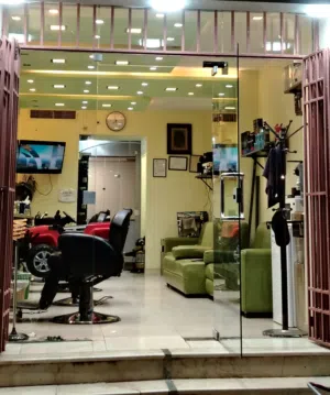 صالون مجهز من الألف الى الياء للبيع