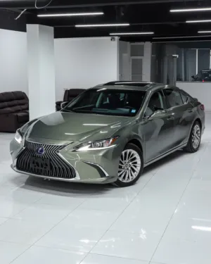 Used Lexus ES in Muscat