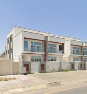Villa for rent in alkhod six / فيلا للايجار في الخوض السادسة