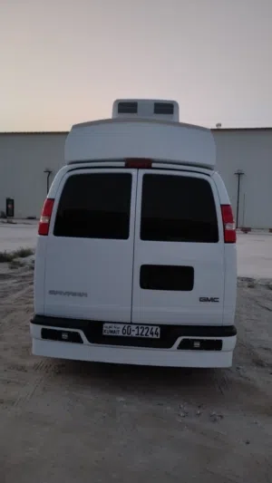 GMC . Savana . 2024 . New0