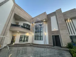 400 m2 More than 6 bedrooms Villa for Sale in Basra Al-Amal residential complex