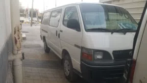 تويوتا باص هيس 2004 وارد كرت من الوكاله مستخدم نظيف