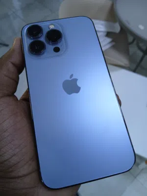 IPHONE 13 PRO  للبيع  نظيف جدا