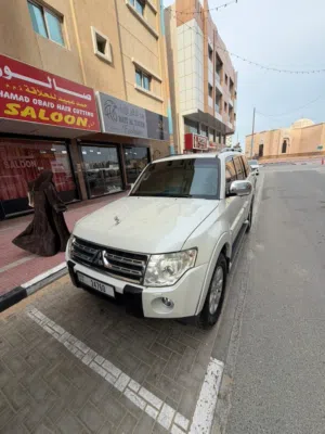 ميتسوبيشي باجيرو 2011