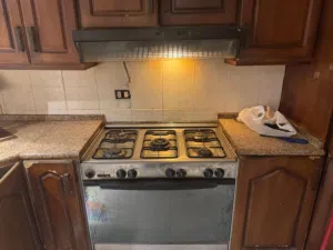 فرن مستعمل للبيع