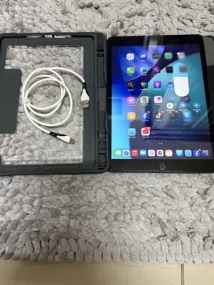 IPAD 9  64 GB