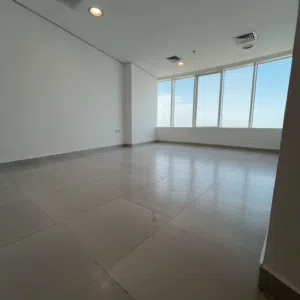 شقة ( دور كامل ) مع شهر مجاني للإيجار في الشعب البحري
