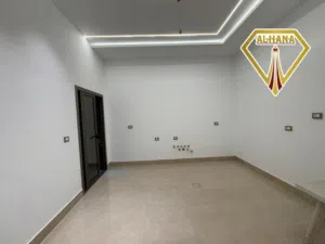 550 m2 More than 6 bedrooms Villa for Sale in Tripoli Al-Nofliyen