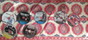 للبيع CDs سوني 3 و 4 جديد لم يتم الإستخدام من قبل السعر لل CD الواحد يختلف عنهم كلهم